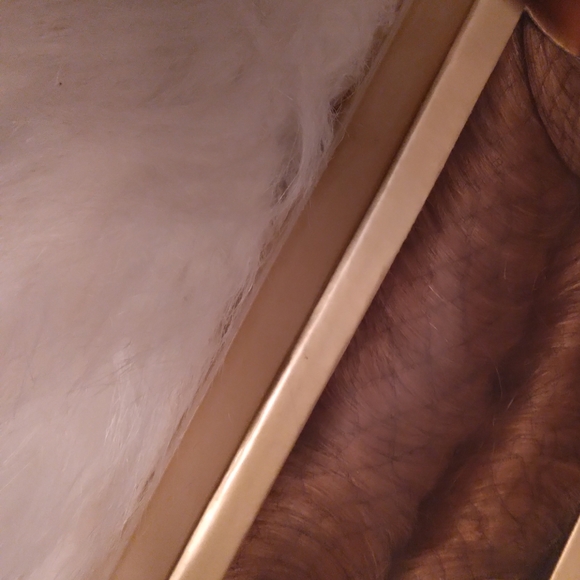 Hair - Picture 2 of 4